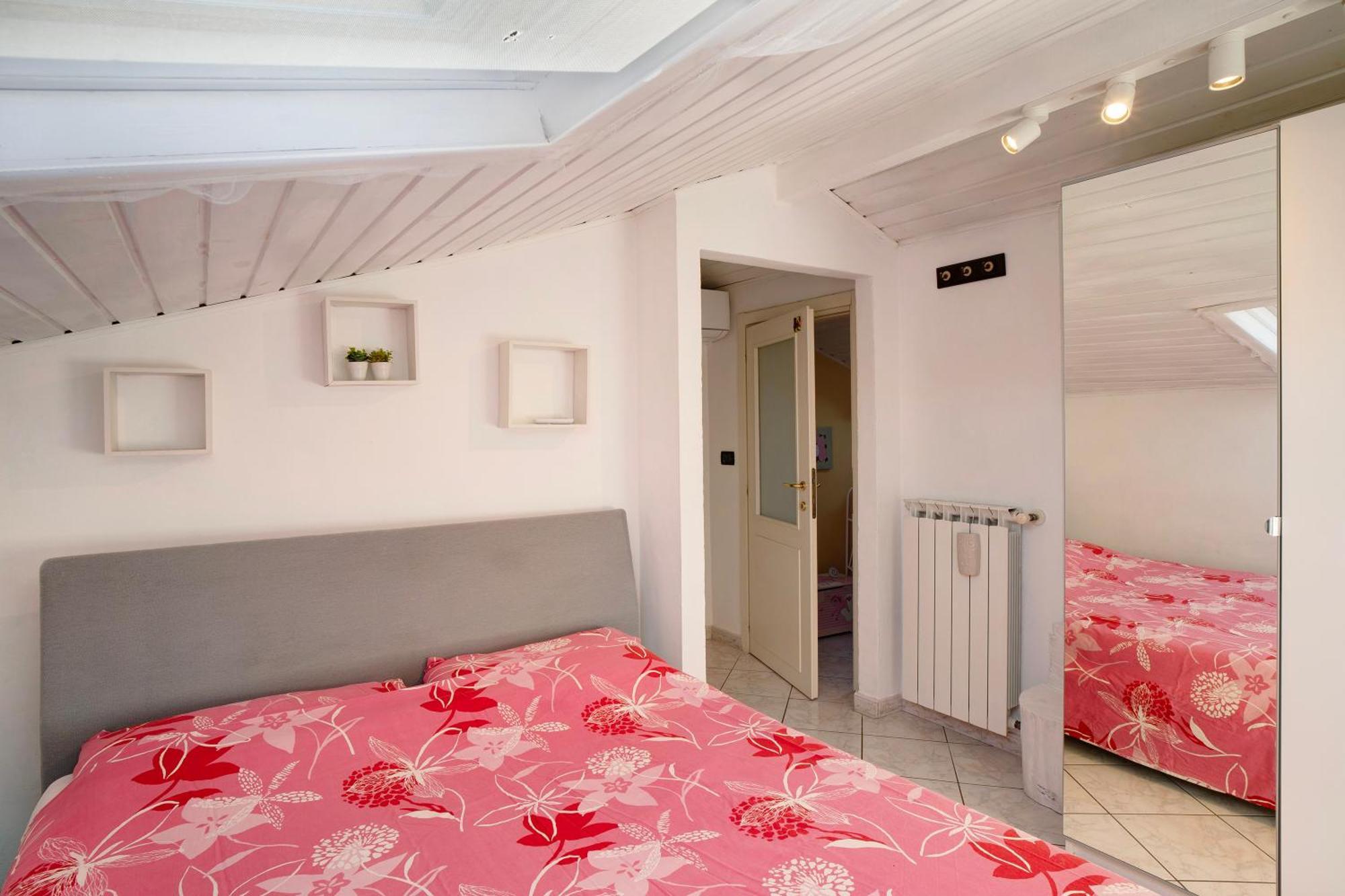 Ca' A Riga Apartment Diano Castello Luaran gambar